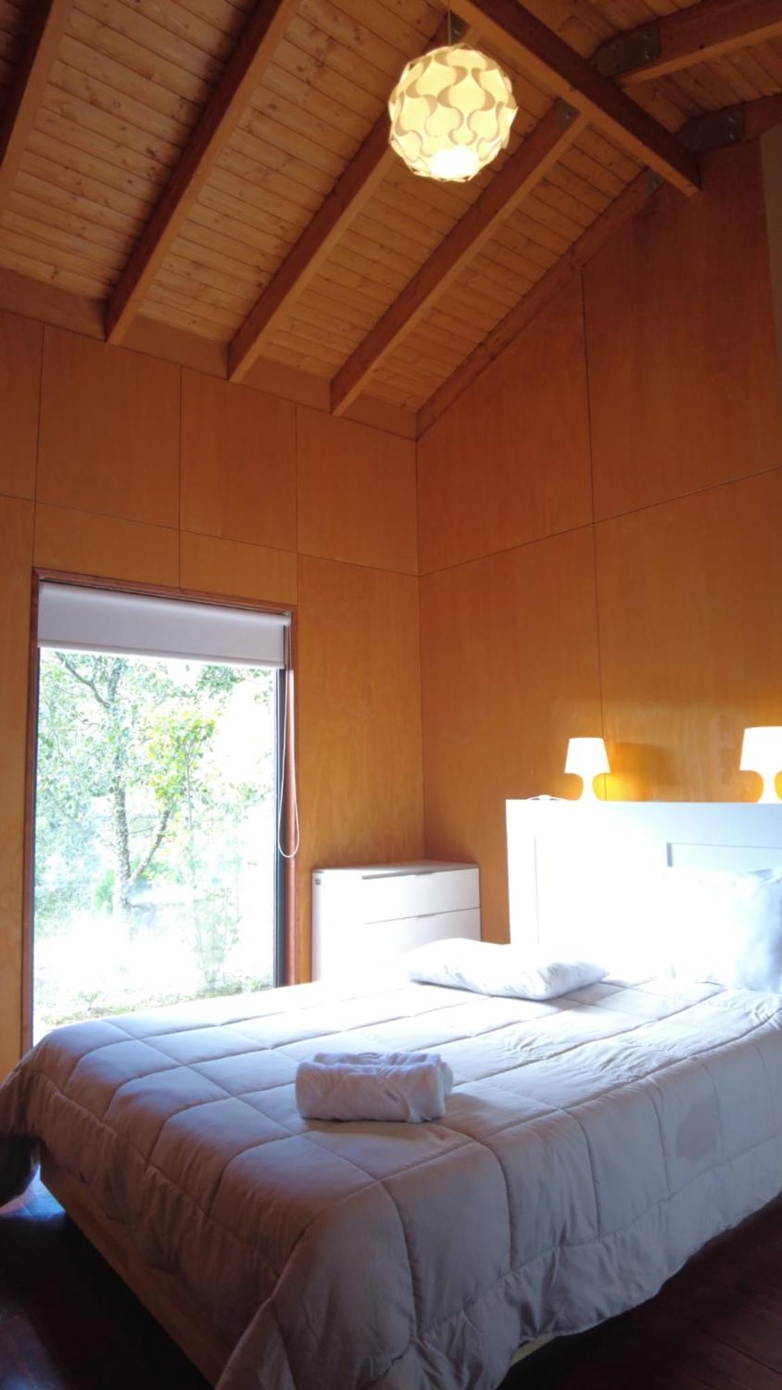 Sobre Aguas Camping 布拉干萨 外观 照片