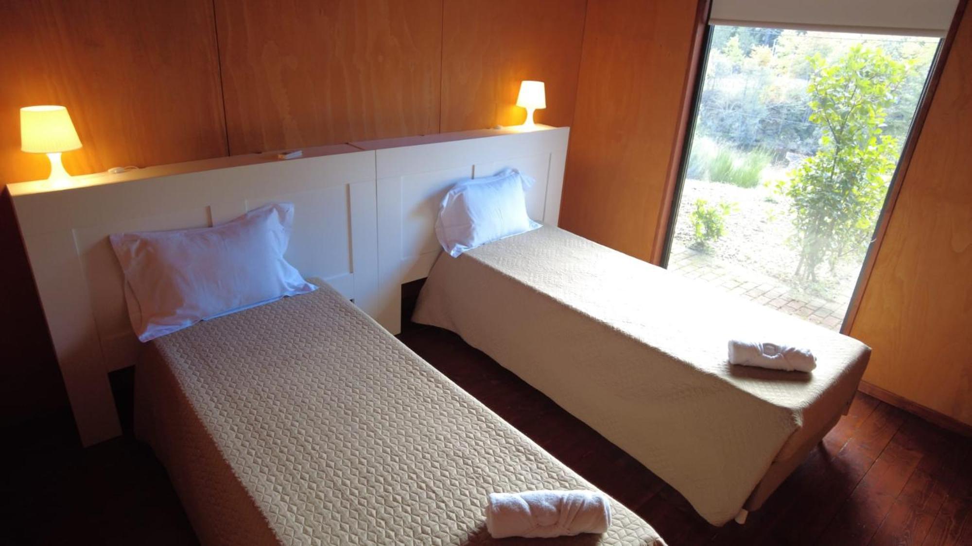 Sobre Aguas Camping 布拉干萨 外观 照片